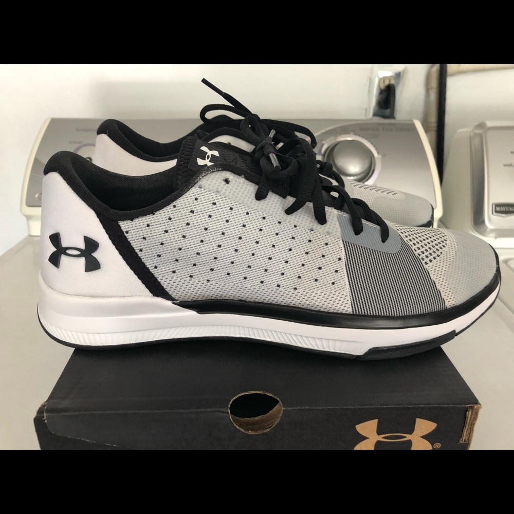 Under Armour Showstopper Training Shoes size 10.5